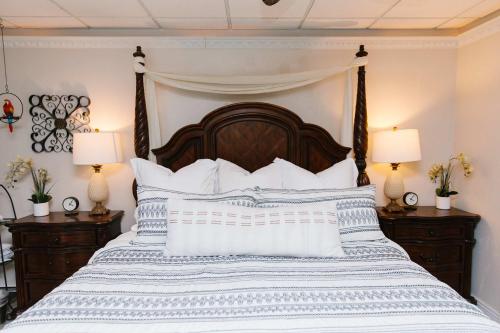 Tropical Jungle Themed Suite with real sand King Bed