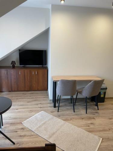 Pokoje i apartamenty nad Letniskową