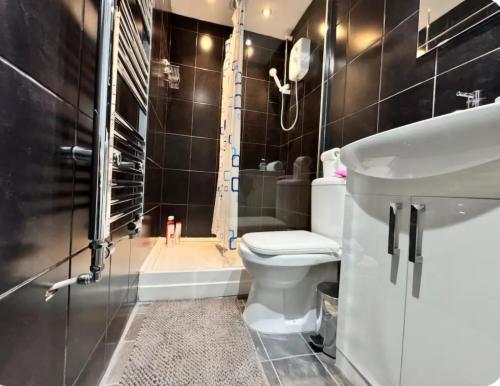 Room 2 Shared House in L6, Liverpool (photo 8)