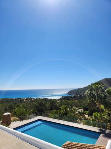 Villa Can Goldi con vistas al mar