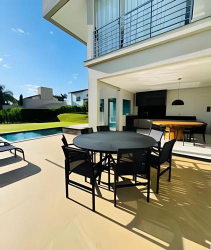 Mansão Full com Hidro • Melhor localização de Escarpas do Lago