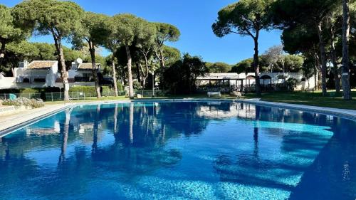 สระว่ายน้ำ, Waves & Pines Apartment El Paraiso, Benamara in เอล ปาไรโซ