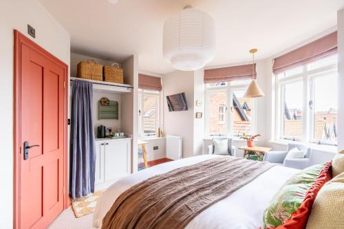 Bed, The Willows Boutique Stays by i-Stay Whitby in Whitby