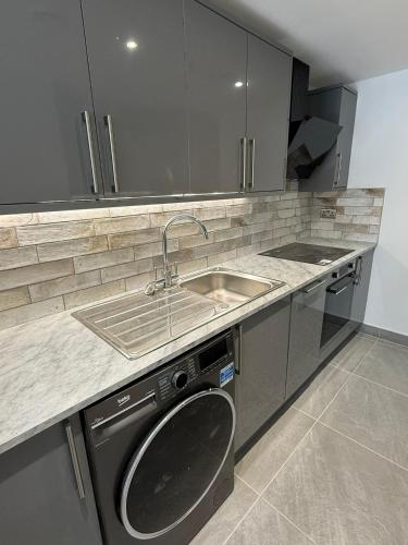 The Ashcroft Apartments - main image