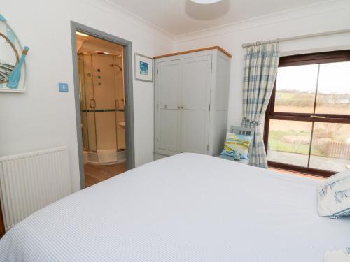 5 The Coach House - image 8