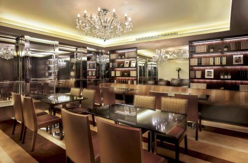 The Crystal Inn Sun Moon Lake5