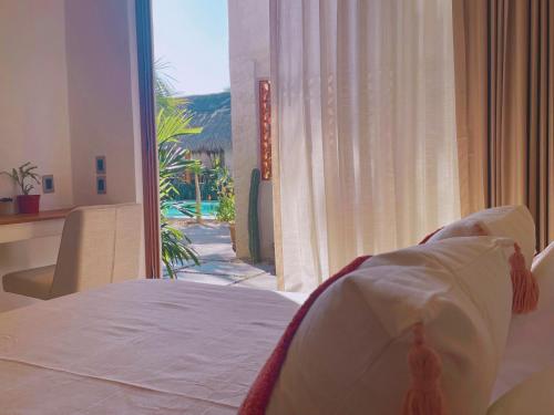 Bidmont Villa & Spa - Luxury Wellness Retreat Room Type - Junior Suite with Garden View