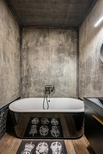 City Center Panoramic Penthouse With Rooftop Terrace - Self Check-in in 澤姆納爾長者