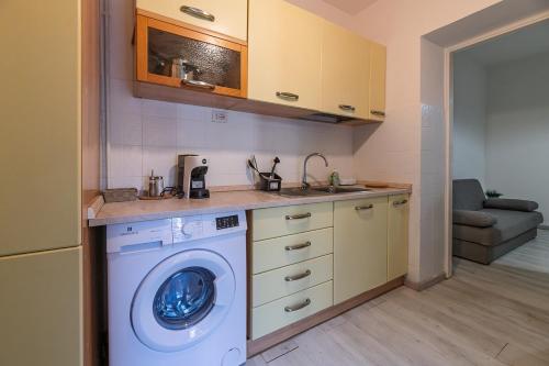 Delightful Tourist Apartment, Roma (foto 8)