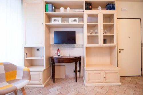 Central Domus Wi-Fi Station by We Host Yuo
