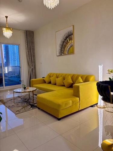 Burj Views 2 BHK Apartment, Dubai (foto 4)