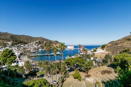 130MT 130 Middle Terrace, Avalon