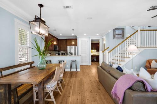 Sandy Serenity - Santa Rosa Beach Home Pool Access Close to Everything Sandy Serenity - Santa Rosa Beach Home Pool Access Close to Everything