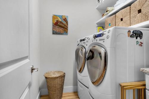 Sandy Serenity - Santa Rosa Beach Home Pool Access Close to Everything Sandy Serenity - Santa Rosa Beach Home Pool Access Close to Everything