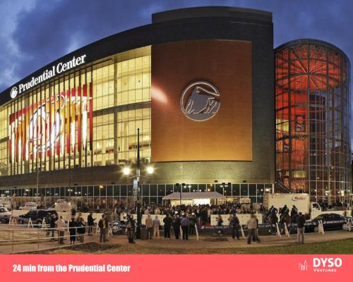 Private Studio 5 minutes to the NYC train