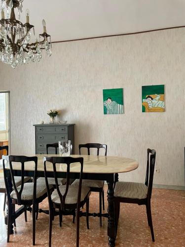 Cozy Art Home - Rome, Cervialto, Rzym (zdjęcie 5)