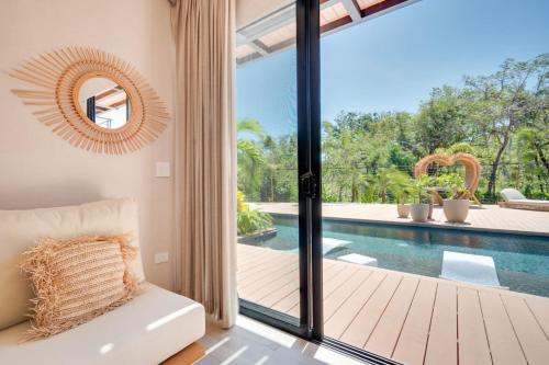 The Bungalows #3 - Boutique Hotel in Flamingo Beach - Ground Level Studio in Playa Flamingo