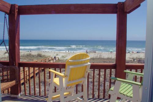 Ocean Breeze, Beautiful Ocean Front Townhome
