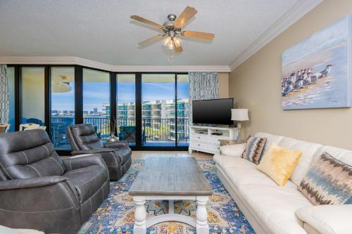 Phoenix on the Bay 1429 condo in Caswell