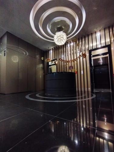 Sky Suites KLCC Apartment by Premium Family Room Stay - image 2