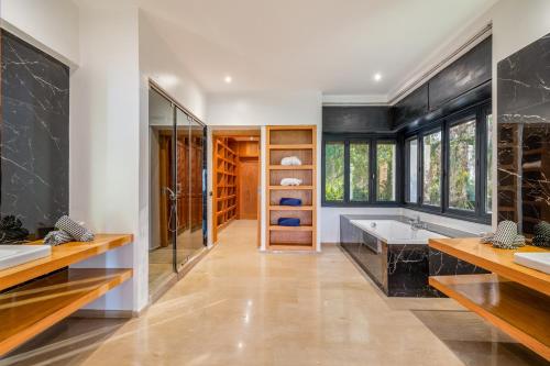 Villa avec piscine privée  Au cœur de Marrakech - image 3