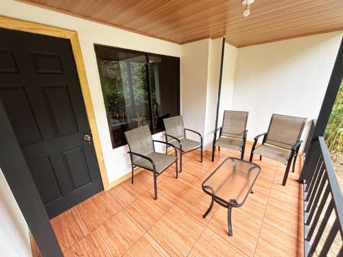 شرفة/ تراس, Monkey House & Camping in Drake Bay