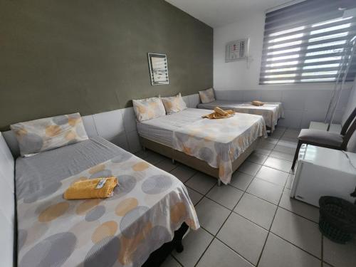 Quadruple Room with Shared Bathroom image 3
