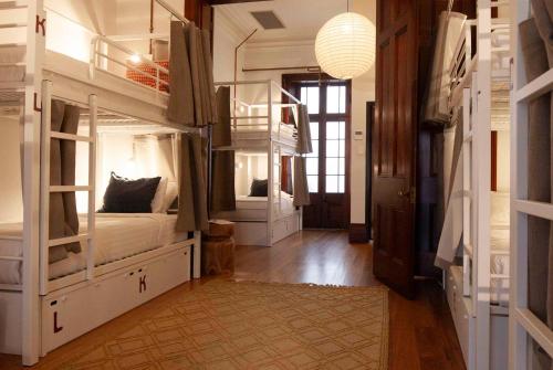 Chambre, pour femmes, 12 personnes