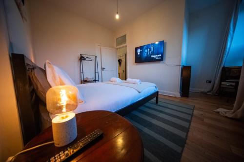 spacious flat, close to the city centre with scenic views, Edimburgo (foto 10)