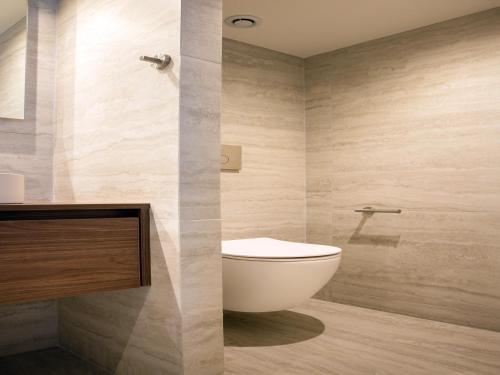 Luxurious apartment -2BR-6P- Louvre Museum - image 3