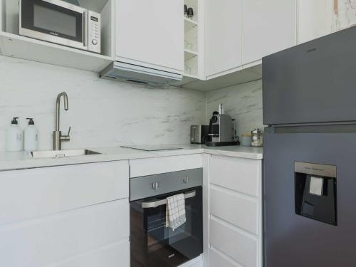 Charming apartment-1BR-3P-Ternes - image 5