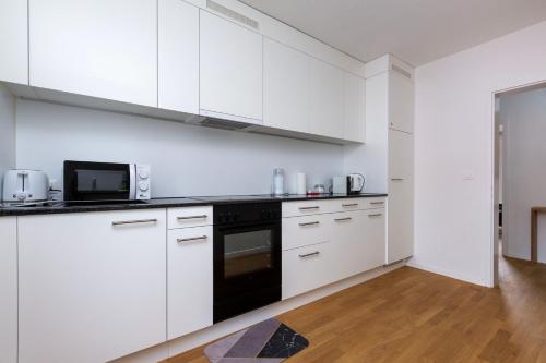 Facilities, Apt 3B - Downtown Spacious 2-BR Apartment in Zürich