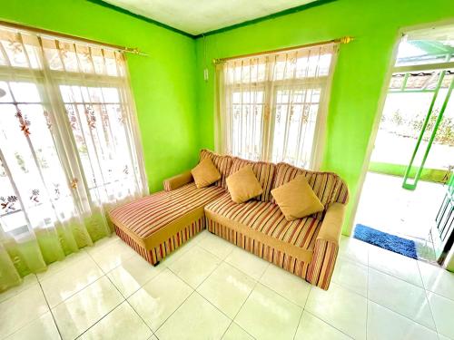 Villa DiDu, Puncak 2 near Gunung Batu Jonggol