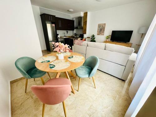 ABAT 1 Cool & Wide Flat next to the Cathedral, Valencia (photo 8)