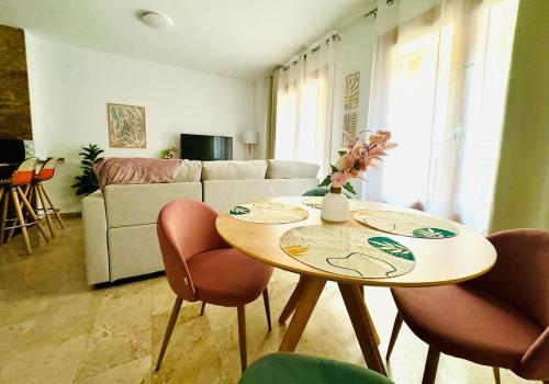 ABAT 1 Cool & Wide Flat next to the Cathedral, Valencia (photo 5)