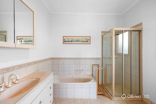 Holiday Home image 10
