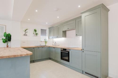 Gatekeepers Cottage - Idyllic 4 Bed Rural Escape! in Cropthorne