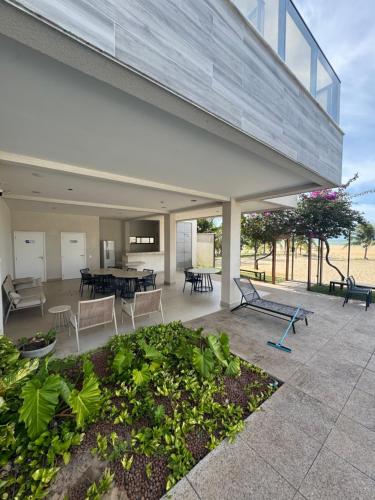 Térreo com 3 suítes beira-mar Térreo com 3 suítes beira-mar