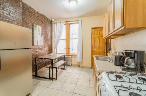 Steps to Times Square! 2BR Amazing Chic in NYC!, New York (Foto 8)