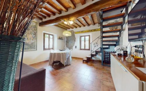  Cozy apartment with views in Monte San Pietro 90 m² pool in Monte San Pietro
