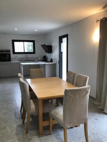 Charmante villa neuve à Chaspuzac (Charmante villa neuve a Chaspuzac) in 沙斯皮扎克