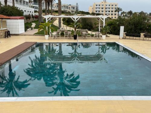 Vrachia Beach Hotel & Suites - Adults Only - image 5