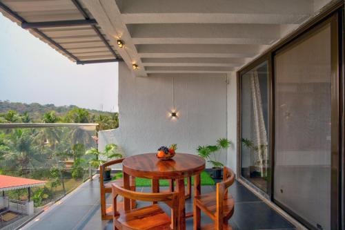 View, Luxury 3BHK Penthouse Near Candolim in Marra