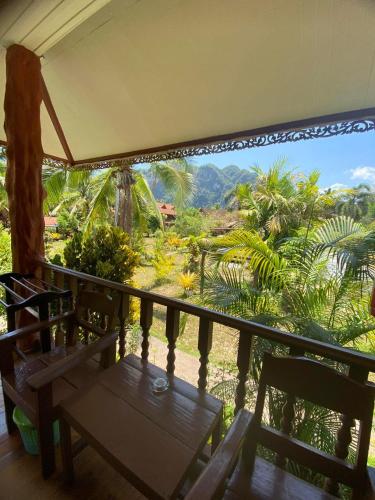 Balcony/terrace, Nung House in Khao Sok (Suratthani)