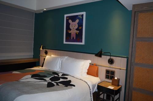 room detail thumbnail 0