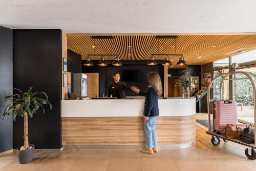 Appart hôtel Q7 Lodge Lyon 7 - 로비
