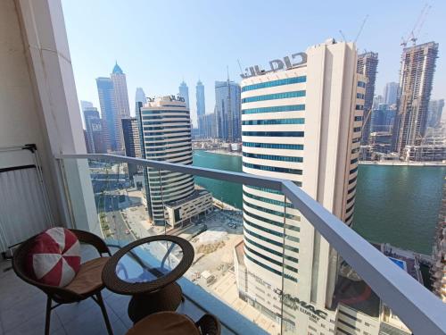 SUPERIOR STAY- Sleek & Modern Studio in Business Bay, Dubai (Foto 6)