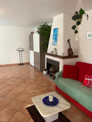 A Jump Into Sigirino in 시기리노