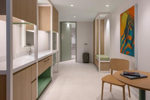 lyf Bondi Junction Sydney - image 4