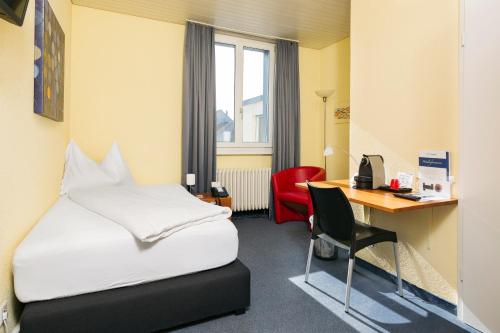 Hotel Bären Suhr - image 5